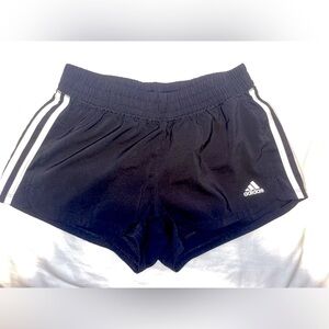 Adidas Black 2.5” Athletic shorts Women’s Size Small